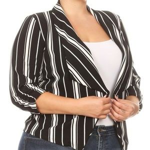 Draped neck black and white blazer